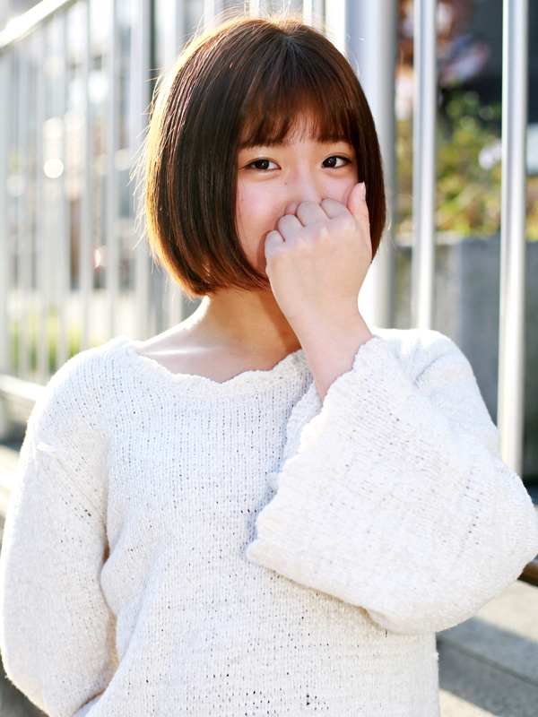 ～Destiny～神戸 みゆき 19歳 T：151cm　B：78(B)　W：54　H：80